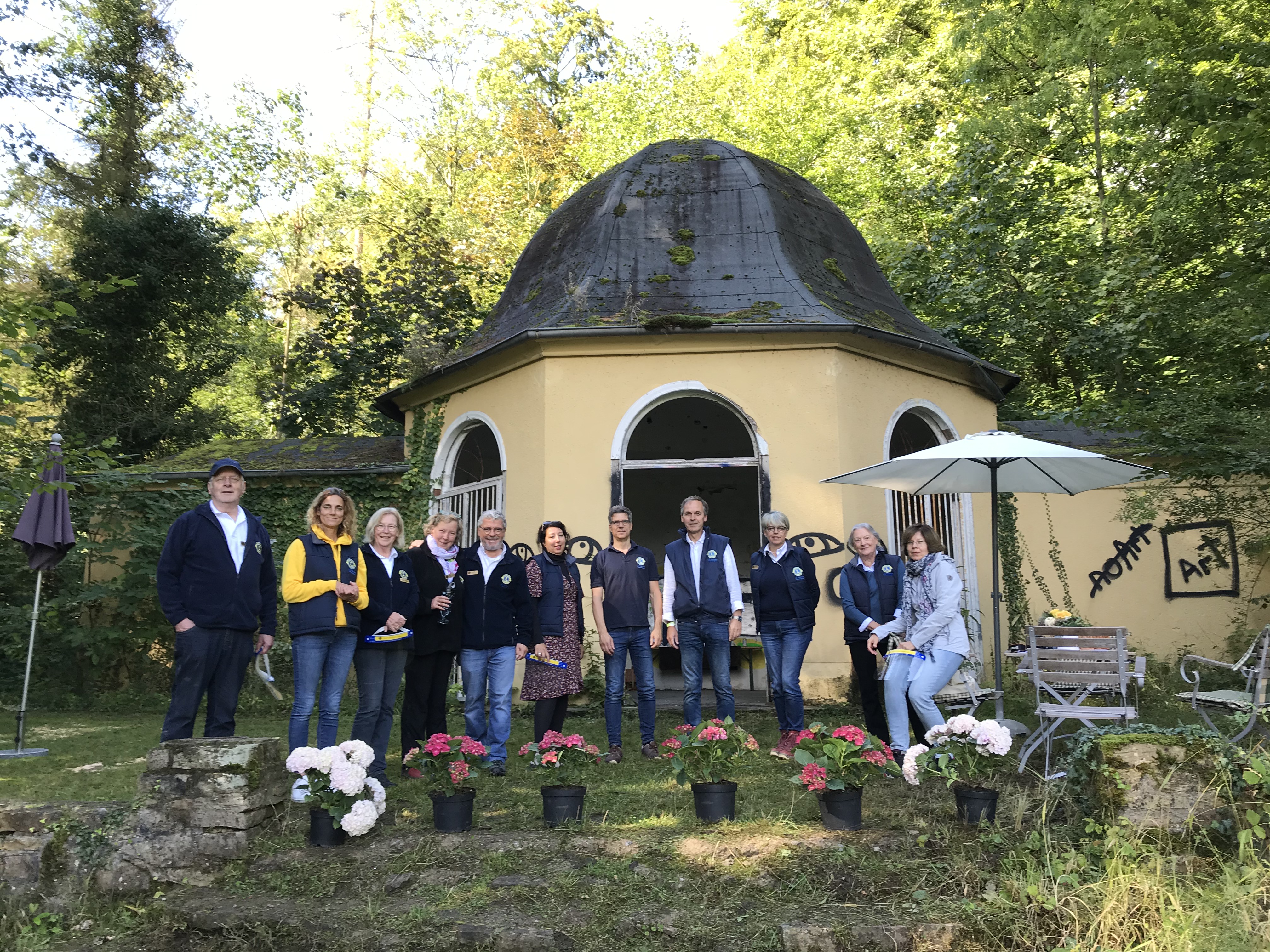 Die Clubmitglieder beim Picknick-Konzert